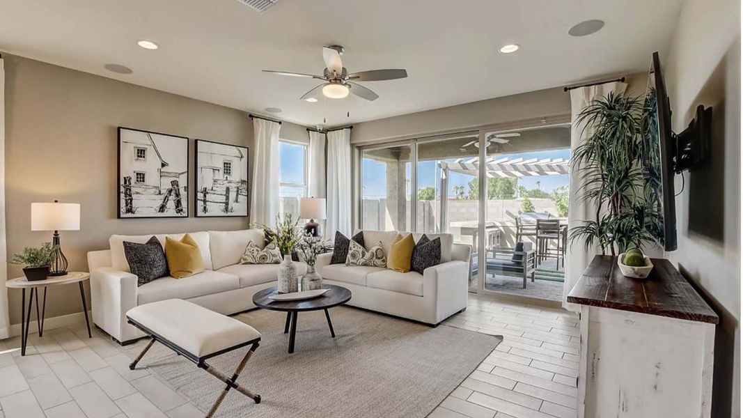 Representative furnished interior of a home built from the Clover by DRB Homes in Silver Cross Castillo Collection, San Tan Valley (Image 5). Representative furnished interior of a home built from the Clover by DRB Homes in Silver Cross Castillo Collection, San Tan Valley (Image 5).