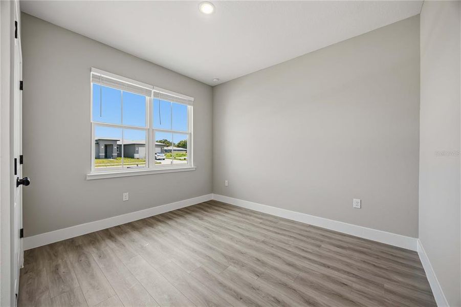 Spacious, unfurnished interior of a new home in , Winter Haven (Image 20).