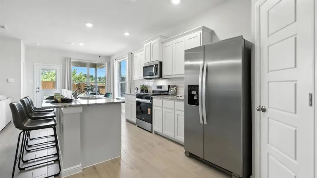 Furnished interior view inside a new home in Vista Point, Grandview (Image 30).