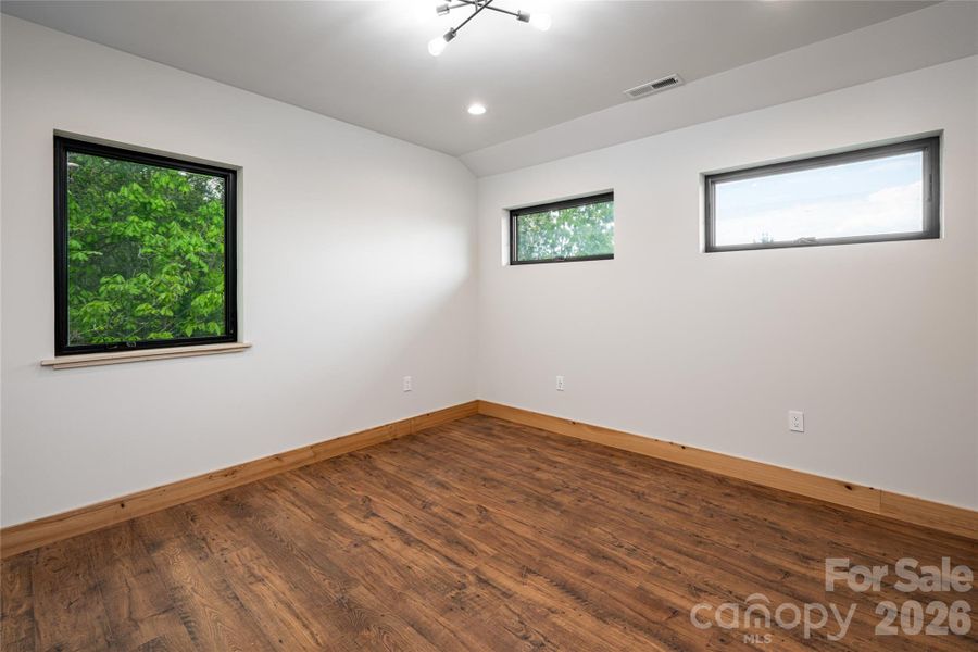 Spacious, unfurnished interior of a new home in , Weaverville (Image 28).