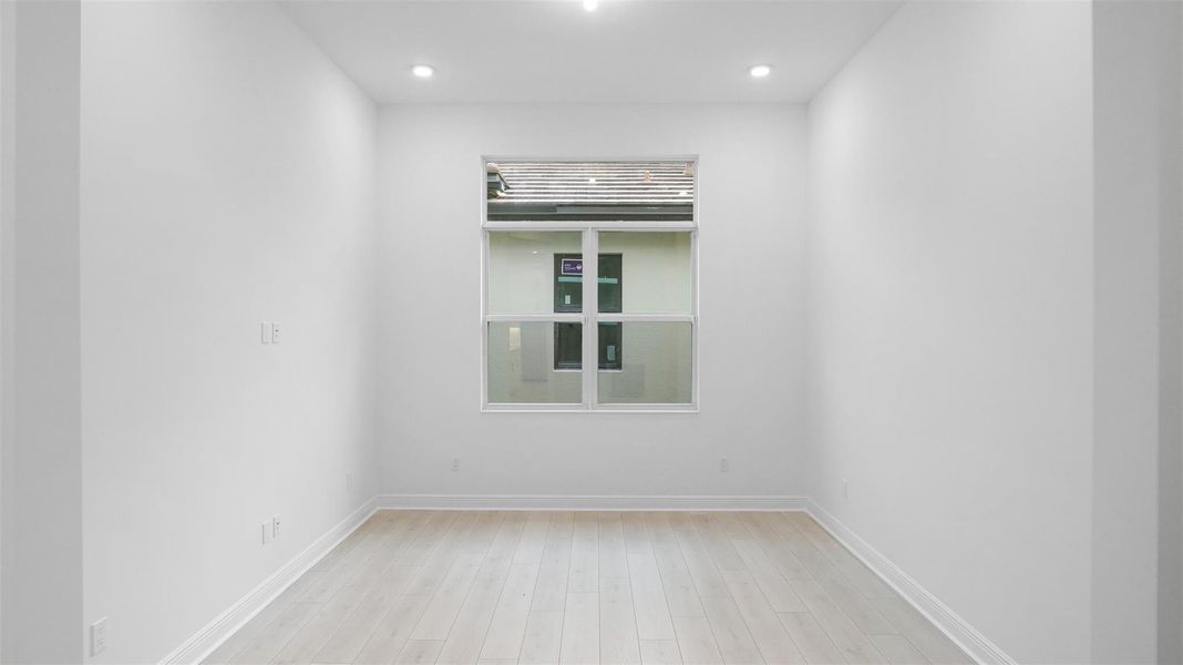 Spacious, unfurnished interior of a new home in Cresswind Palm Beach at Westlake, Westlake (Image 18).