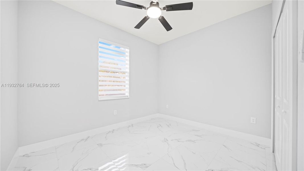 Spacious, unfurnished interior of a new home in , Lehigh Acres (Image 19).