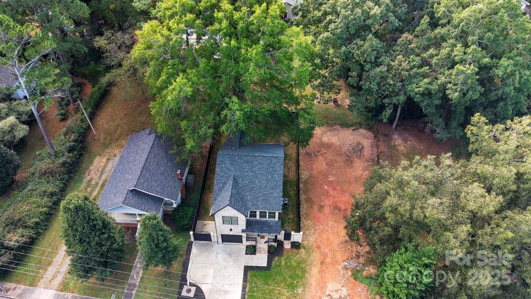 Image 37 of a home in . Image 37 of a home in .