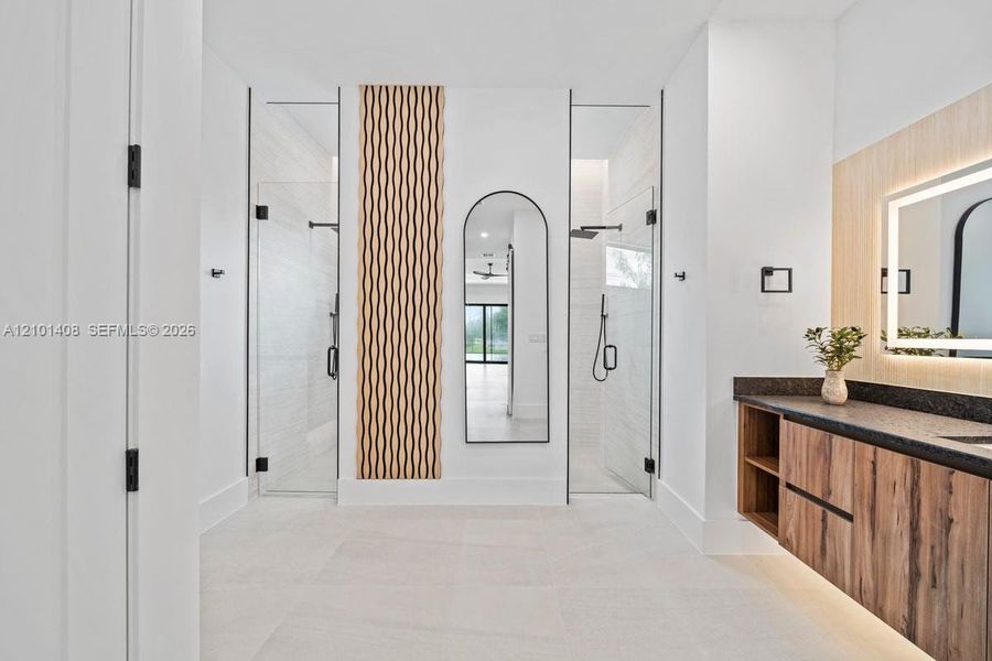 Furnished interior view inside a new home in , Cape Coral (Image 42).