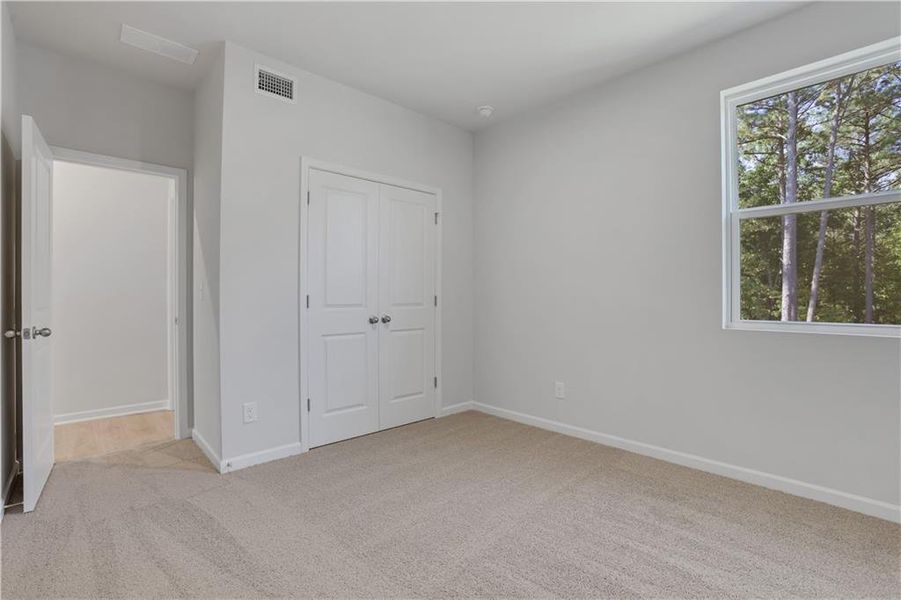 Spacious, unfurnished interior of a new home in Cambridge at Steels Bridge, Canton (Image 28).