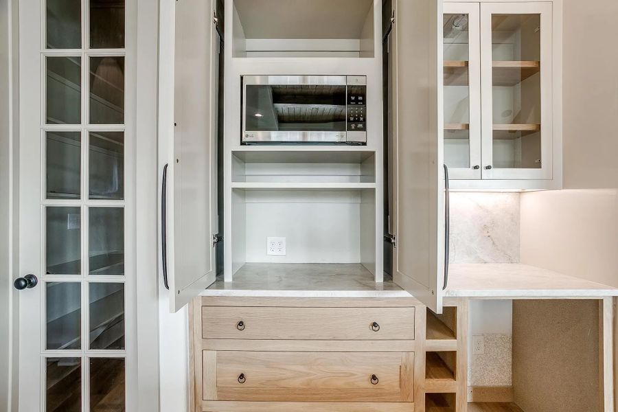 Representative furnished interior of a home built from the The Luke by Elmwood Custom Homes in Matthews Farm, Venus (Image 26). Representative furnished interior of a home built from the The Luke by Elmwood Custom Homes in Matthews Farm, Venus (Image 26).