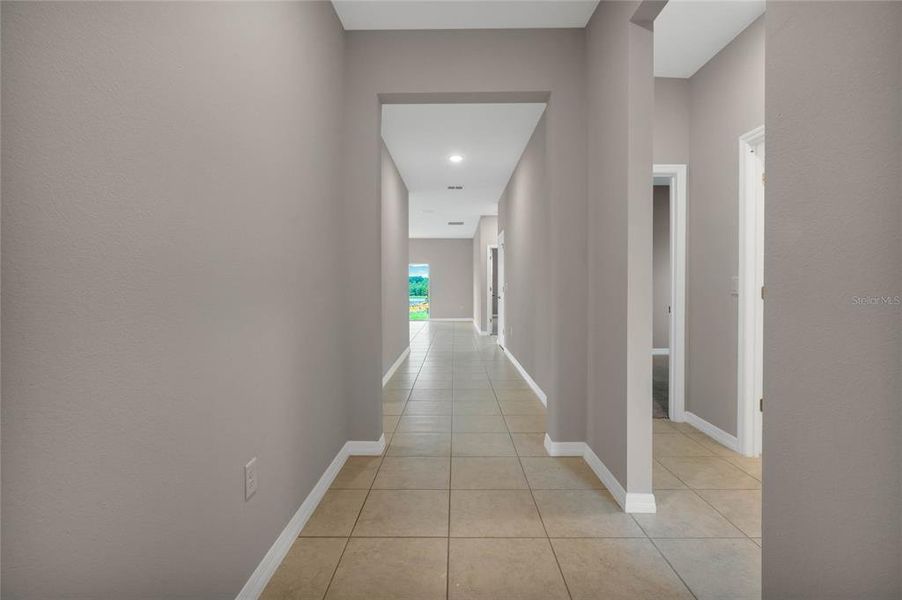 Spacious, unfurnished interior of a new home in Village at Windsor Reserve, Eagle Lake (Image 31). Spacious, unfurnished interior of a new home in Village at Windsor Reserve, Eagle Lake (Image 31).