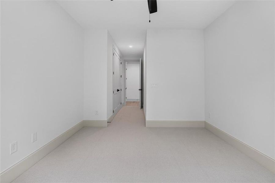 Spacious, unfurnished interior of a new home in , Alpharetta (Image 56). Spacious, unfurnished interior of a new home in , Alpharetta (Image 56).