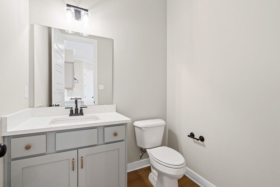 Furnished interior view inside a new home in Lockwood, Collierville (Image 11).