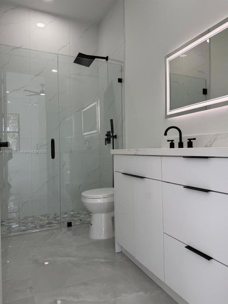 Furnished interior view inside a new home in , Lehigh Acres (Image 8).