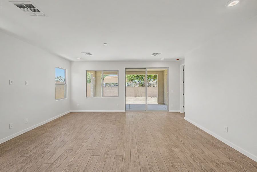 Spacious, unfurnished interior of a new home in Avanti at Granite Vista, Waddell (Image 19). Spacious, unfurnished interior of a new home in Avanti at Granite Vista, Waddell (Image 19).