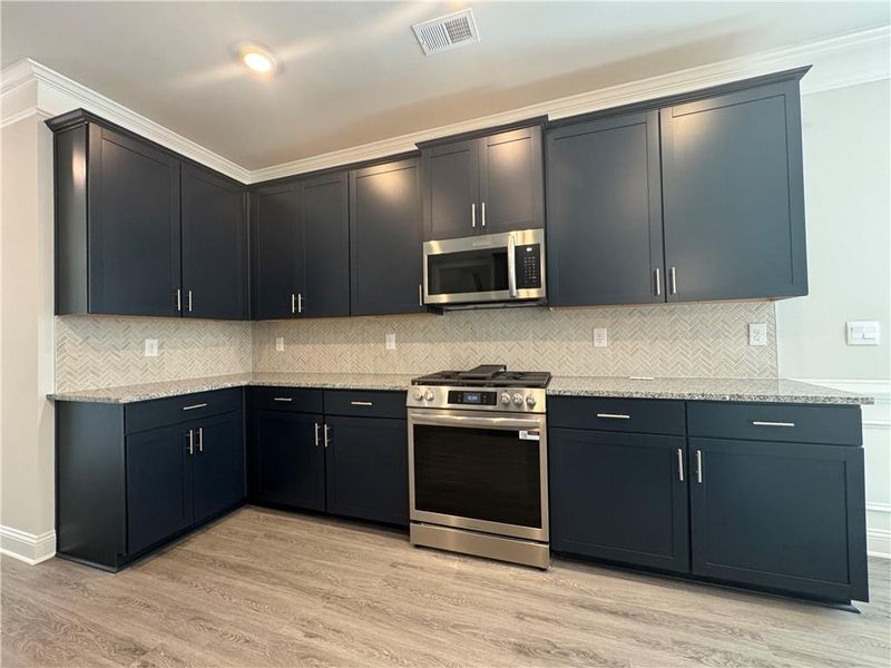 Furnished interior view inside a new home in Tuscany Hills, Douglasville (Image 8). Furnished interior view inside a new home in Tuscany Hills, Douglasville (Image 8).