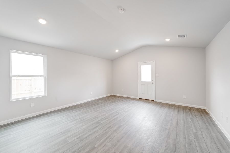 Representative unfurnished interior of a home built from the Washington by National HomeCorp in The Quarry, Cuero (Image 17). Representative unfurnished interior of a home built from the Washington by National HomeCorp in The Quarry, Cuero (Image 17).
