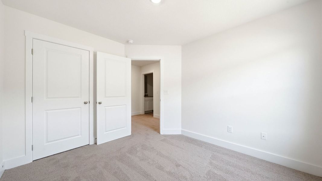 Spacious, unfurnished interior of a new home in Cherokee Crossing, Kodak (Image 15). Spacious, unfurnished interior of a new home in Cherokee Crossing, Kodak (Image 15).