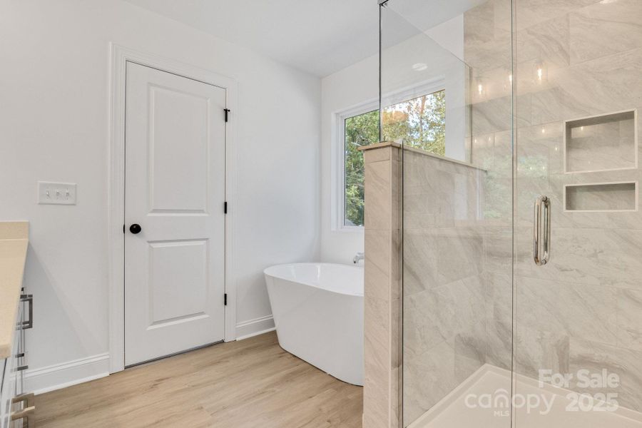 Furnished interior view inside a new home in , Harrisburg (Image 6).