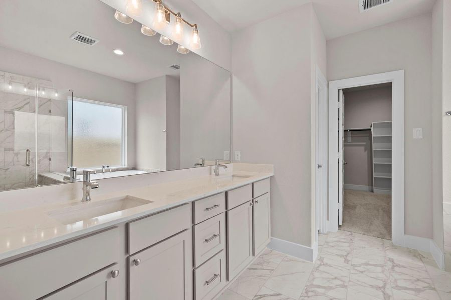 Furnished interior view inside a new home in Beacon Hill, Waller (Image 7).