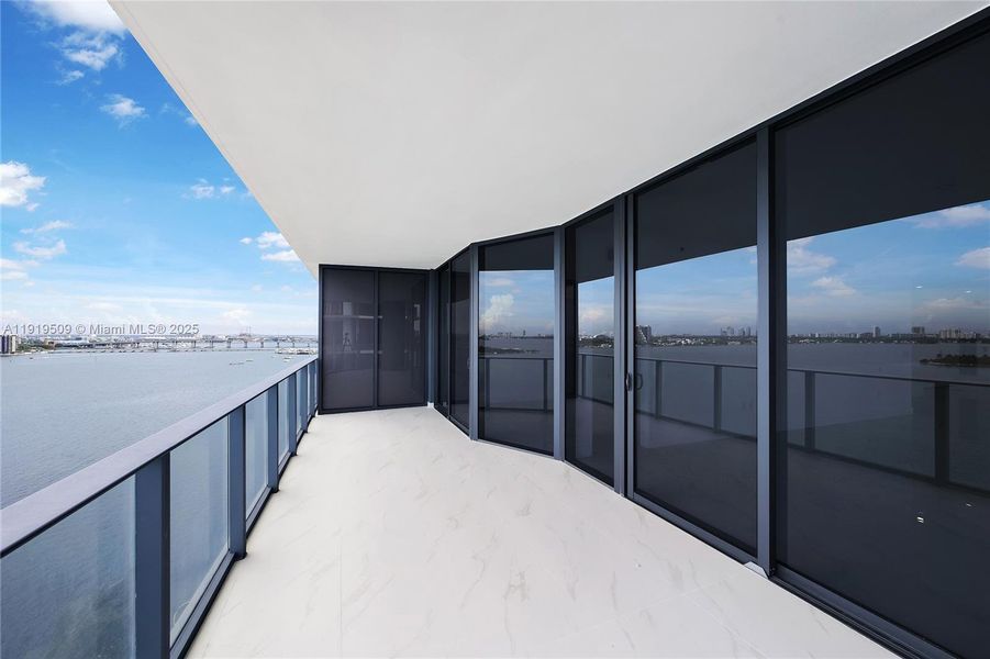Exterior details and patio area of a home in , Miami (Image 19).
