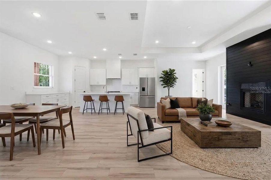 Furnished interior view inside a new home in , Dunnellon (Image 4).