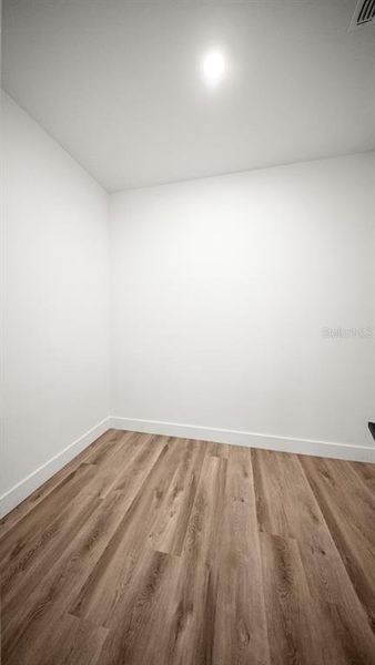 Spacious, unfurnished interior of a new home in , Port Charlotte (Image 34).