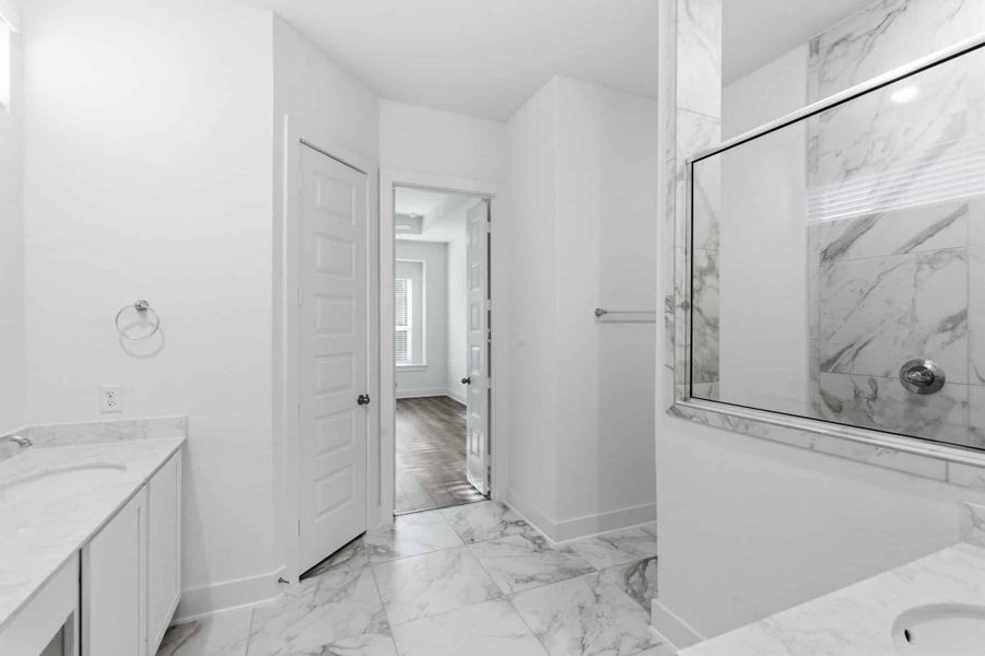 Furnished interior view inside a new home in Buffalo Crossing, Cibolo (Image 14). Furnished interior view inside a new home in Buffalo Crossing, Cibolo (Image 14).