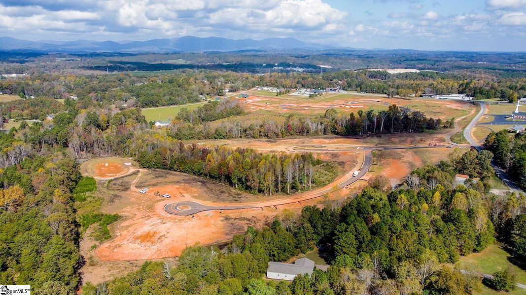 Image 18 of a home in Double Springs.