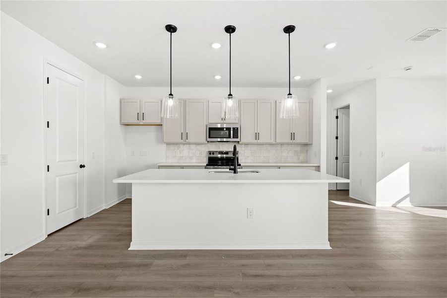 Furnished interior view inside a new home in , Kissimmee (Image 7).