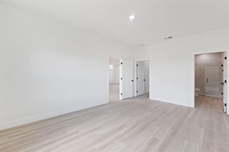 Spacious, unfurnished interior of a new home in , Ocala (Image 23). Spacious, unfurnished interior of a new home in , Ocala (Image 23).