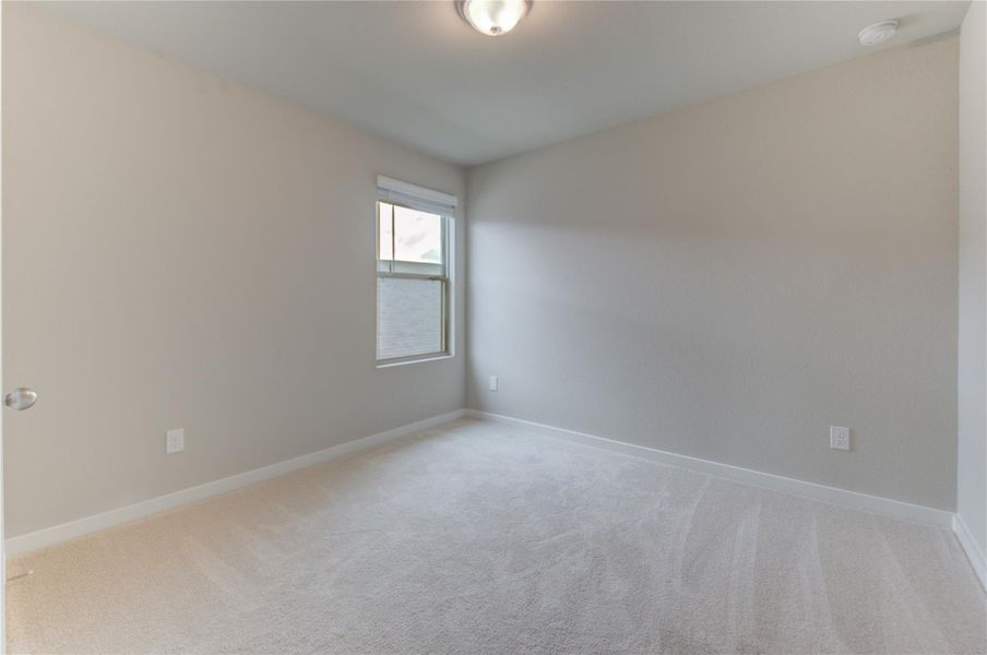 Spacious, unfurnished interior of a new home in Arabella on the Prairie, Richmond (Image 34).