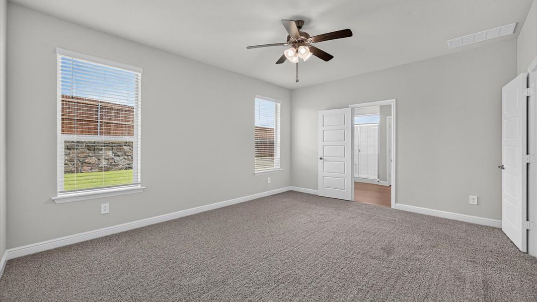 Representative unfurnished interior of a home built from the Las Cruces by D.R. Horton in Bluestem, Rhome (Image 19). Representative unfurnished interior of a home built from the Las Cruces by D.R. Horton in Bluestem, Rhome (Image 19).