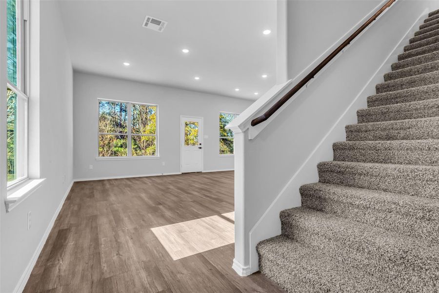 Spacious, unfurnished interior of a new home in , Cleveland (Image 20).
