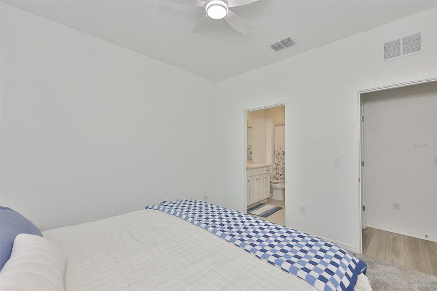 Furnished interior view inside a new home in , Valrico (Image 9).