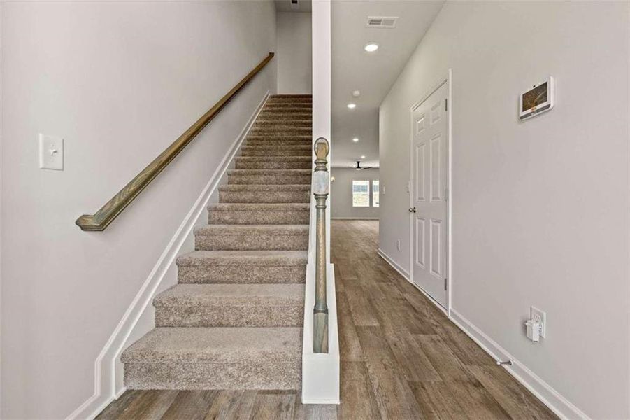 Spacious, unfurnished interior of a new home in The Grove At Mundy Mill, Gainesville (Image 20). Spacious, unfurnished interior of a new home in The Grove At Mundy Mill, Gainesville (Image 20).