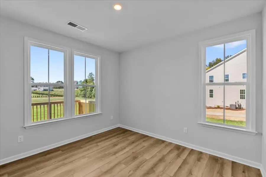 Spacious, unfurnished interior of a new home in Lilah Grove, Summerfield (Image 35).