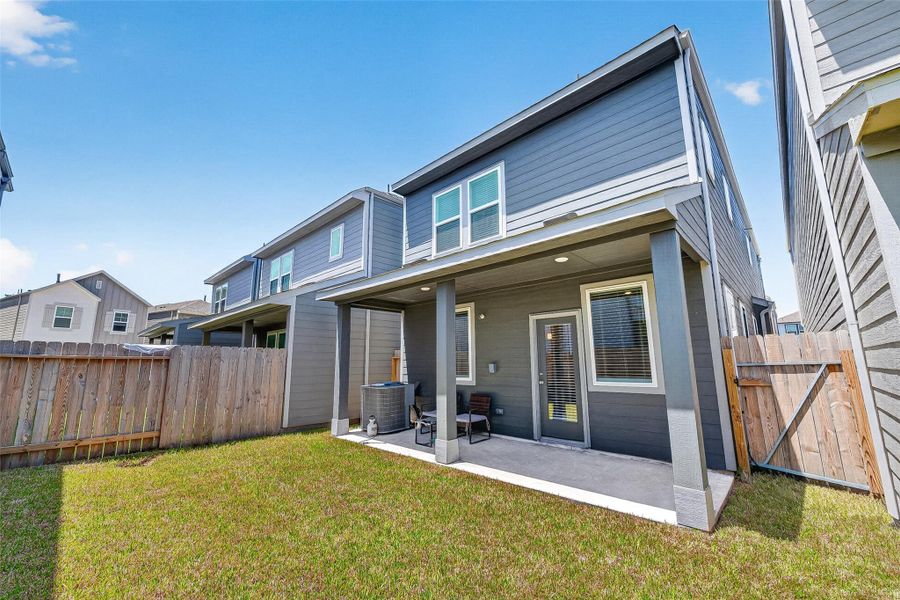 Exterior details and patio area of a home in Park Row Village, Houston (Image 29). Exterior details and patio area of a home in Park Row Village, Houston (Image 29).