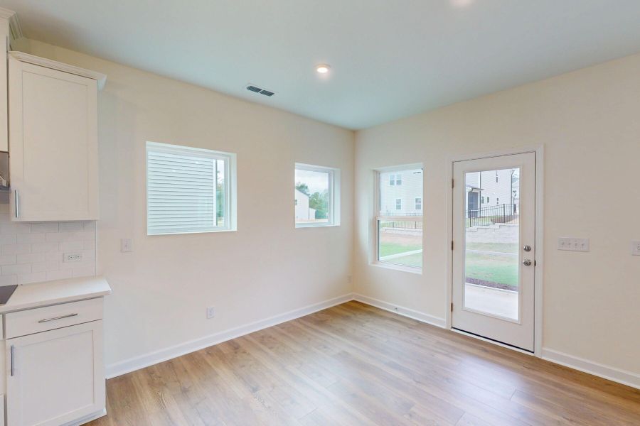 Spacious, unfurnished interior of a new home in Watkins Grove, Raleigh (Image 25).
