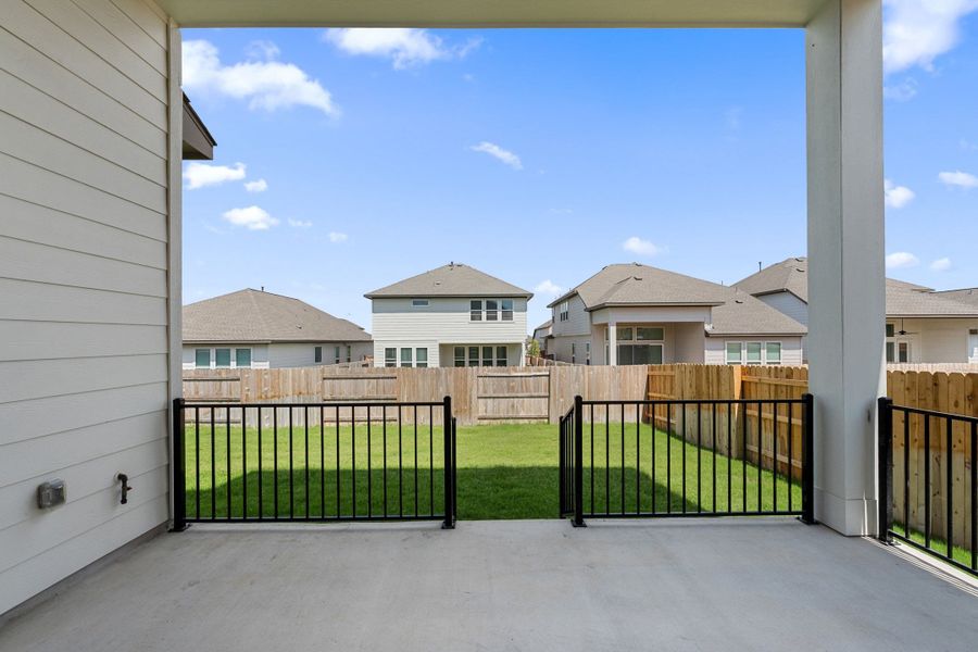 Exterior details and patio area of a home in Park Central, Georgetown (Image 4).