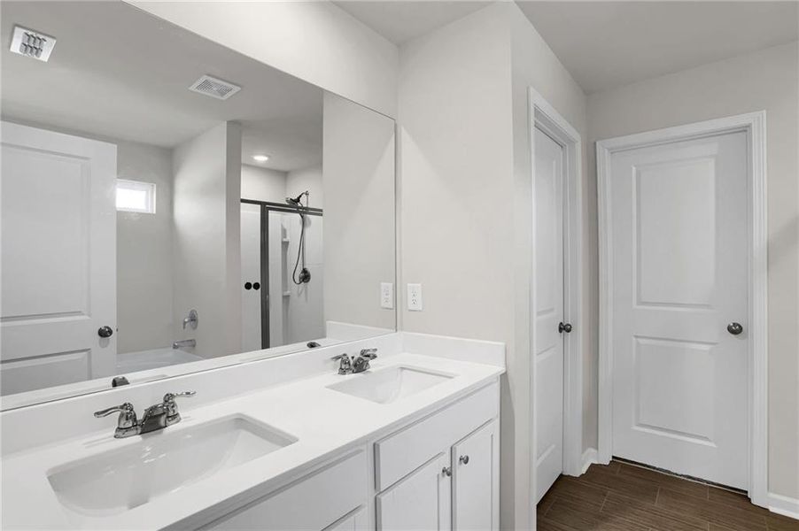 Furnished interior view inside a new home in Summit Pointe, Dallas (Image 8).