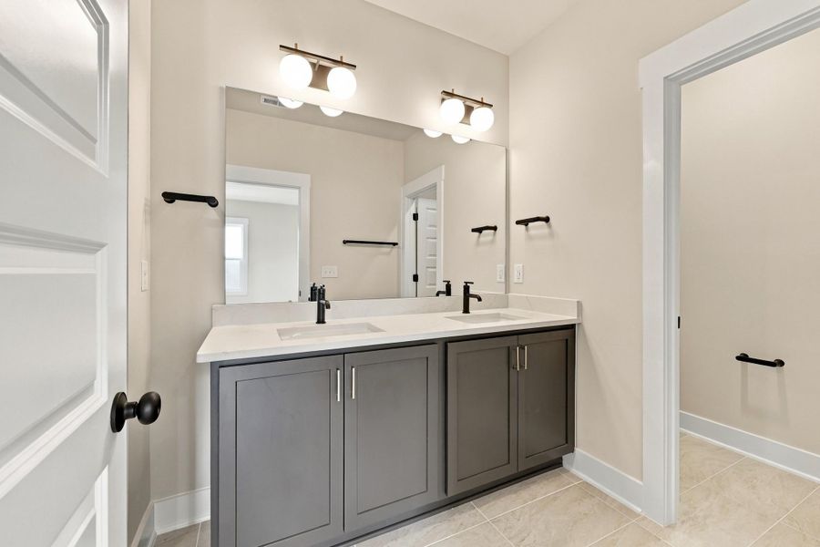 Furnished interior view inside a new home in Allen Park, Raleigh (Image 11).