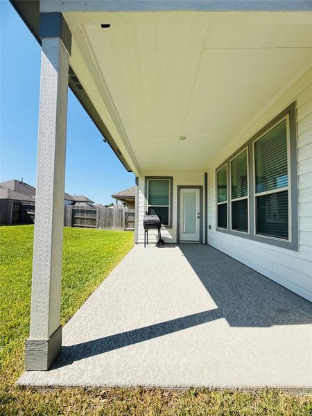 Image 40 of a home in Mavera.