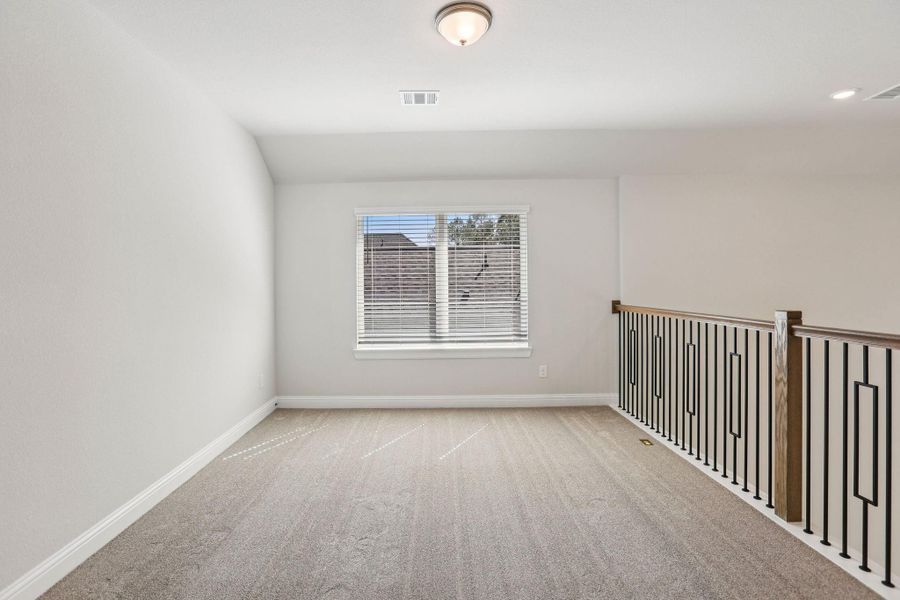 Spacious, unfurnished interior of a new home in Woodhavyn 40', Magnolia (Image 22). Spacious, unfurnished interior of a new home in Woodhavyn 40', Magnolia (Image 22).