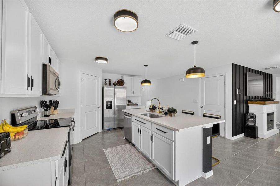 Furnished interior view inside a new home in North Park Isle, Plant City (Image 15).