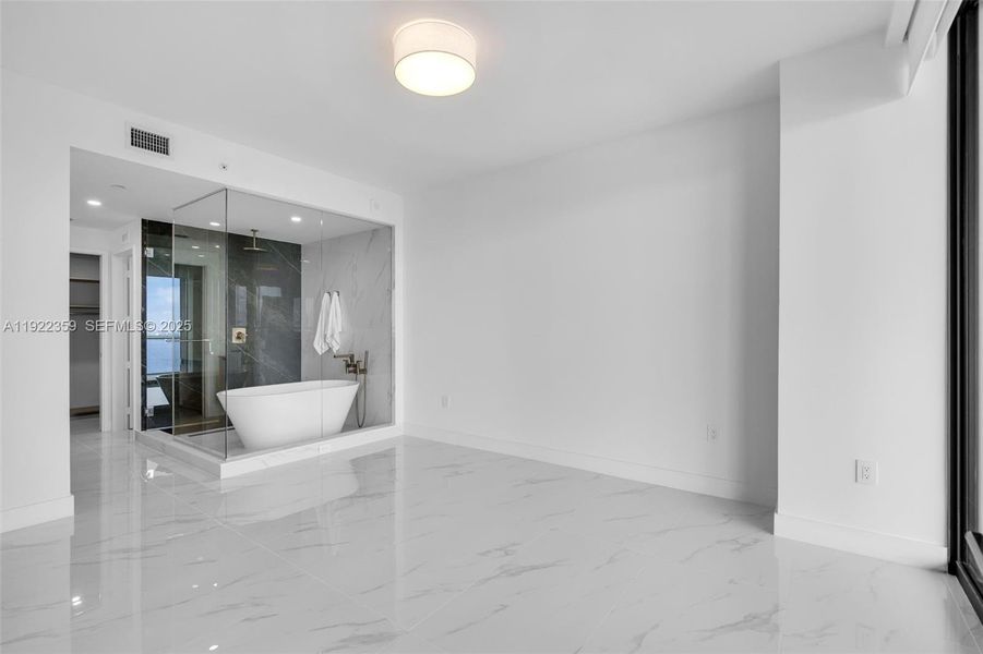 Spacious, unfurnished interior of a new home in , Miami (Image 47). Spacious, unfurnished interior of a new home in , Miami (Image 47).