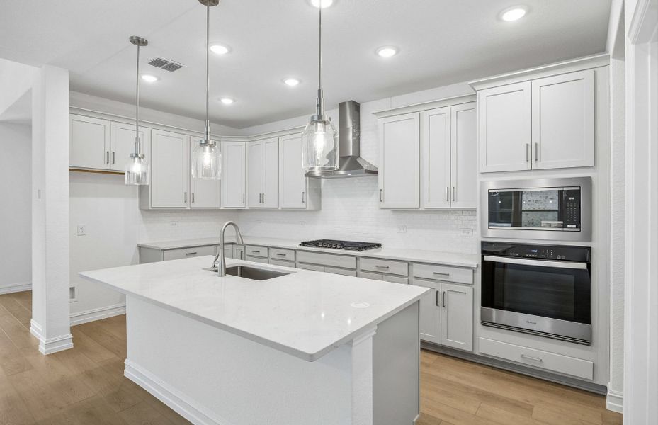 Furnished interior view inside a new home in Highland Lakes, McKinney (Image 11).