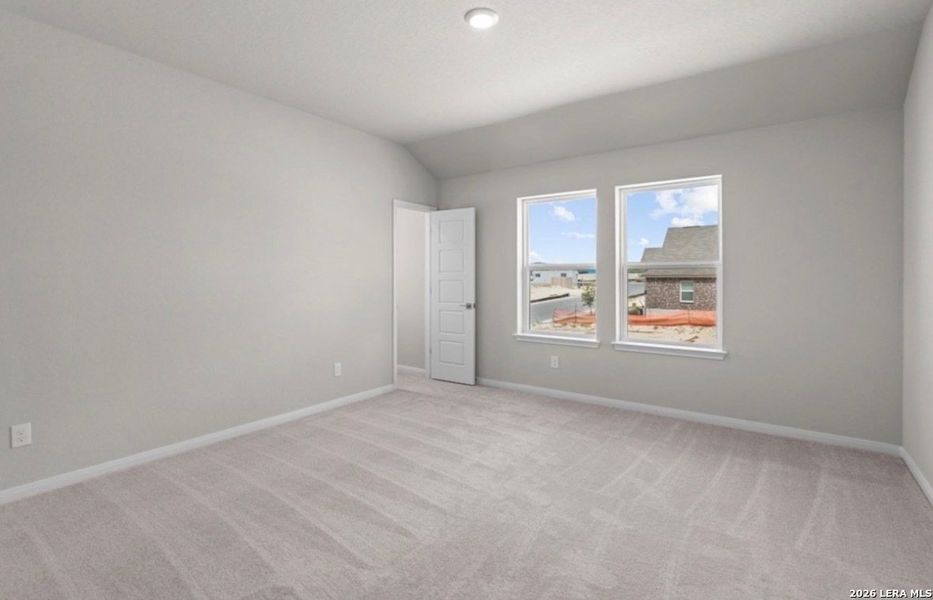 Spacious, unfurnished interior of a new home in Bricewood, San Antonio (Image 15).
