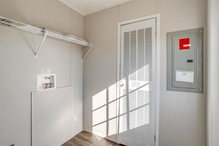 Spacious, unfurnished interior of a new home in , Grandview (Image 16). Spacious, unfurnished interior of a new home in , Grandview (Image 16).