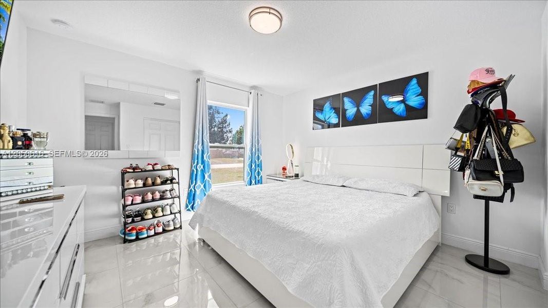 Furnished interior view inside a new home in , West Palm Beach (Image 13).