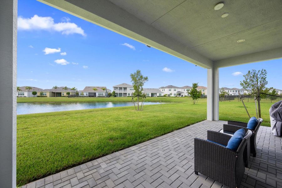 Image 84 of a home in .