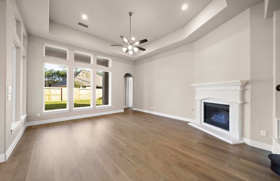 Representative unfurnished interior of a home built from the 3070 by Ravenna Homes in The Highlands 55′, Porter (Image 23).