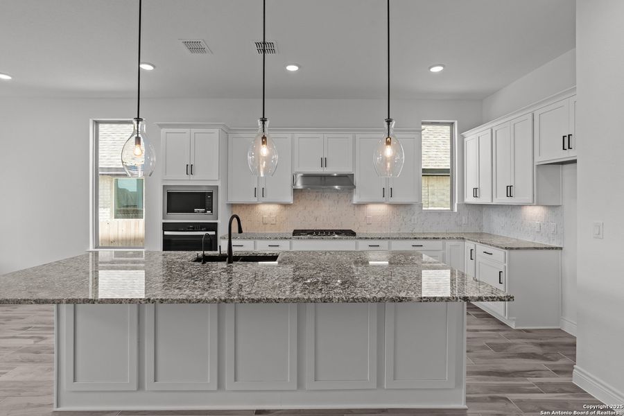 Furnished interior view inside a new home in Bison Ridge, San Antonio (Image 12). Furnished interior view inside a new home in Bison Ridge, San Antonio (Image 12).