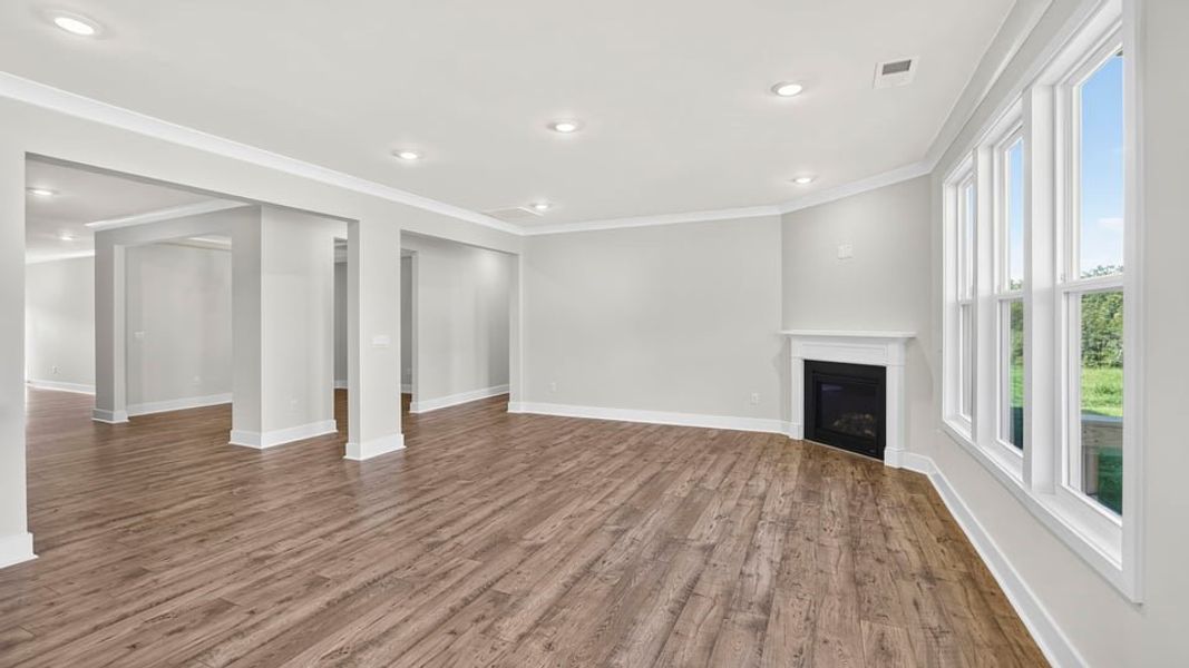 Spacious, unfurnished interior of a new home in Campbell Ridge, Piedmont (Image 27).